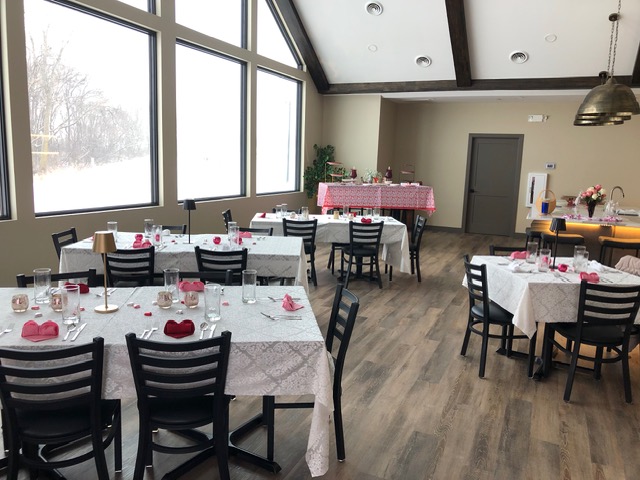 Siesta Hills clubhouse dining room set for a Valentine&rsquo;s Day community event in Mankato Minnesota